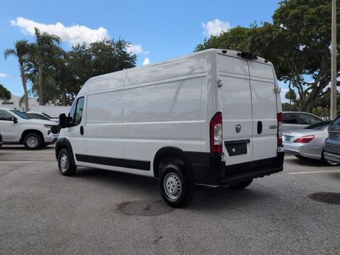 Used 2025 RAM ProMaster 2500 w/ Convenience Group FWD image 5