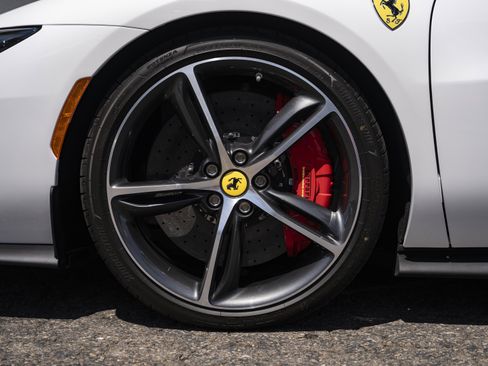 Used 2025 Ferrari 296 GTS RWD image 17