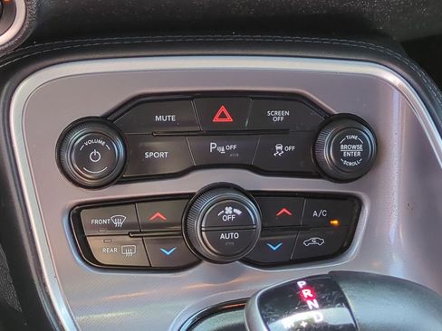 Used 2022 Dodge Challenger R/T RWD image 23
