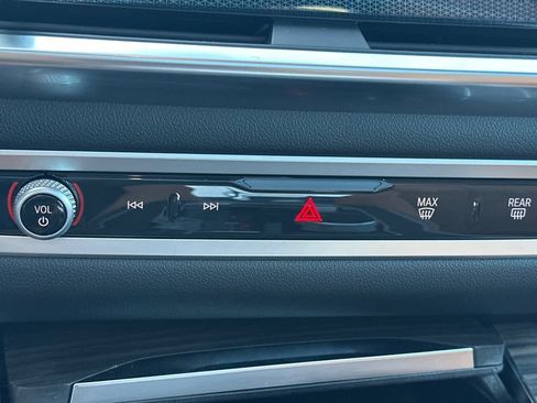 Used 2026 BMW X5 xDrive50e image 24