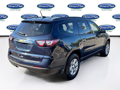 Used 2016 Chevrolet Traverse LS image 8