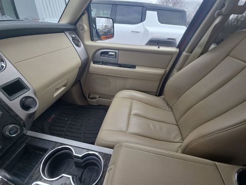 Used 2017 Ford Expedition Limited w/ Equipment Group 301A image 12
