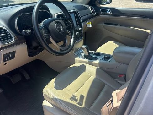Used 2016 Jeep Grand Cherokee Limited w/ Trailer Tow Group IV AWD/4WD image 2