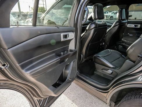 Used 2020 Ford Explorer ST w/ Premium Technology Package AWD/4WD image 29
