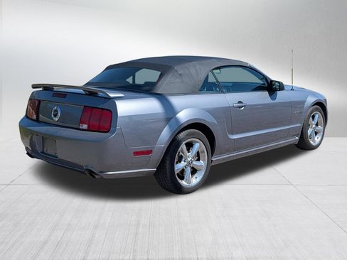 Used 2006 Ford Mustang GT Premium RWD image 7