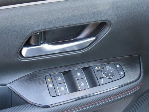 New 2026 Nissan Kicks SR FWD image 12