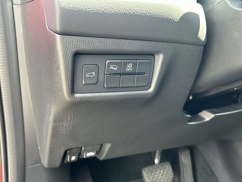 Certified 2025 MAZDA CX-5 AWD 2.5 S w/ Preferred Package image 17