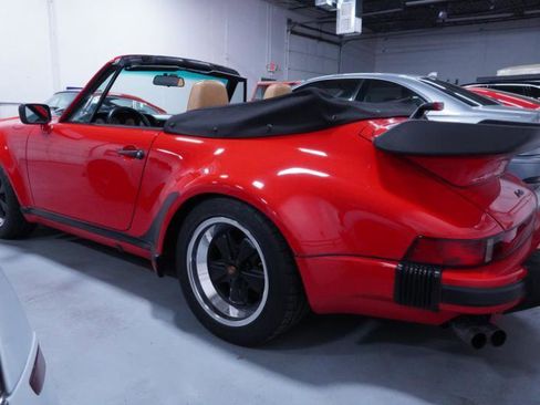 Used 1988 Porsche 911 Carrera RWD image 4