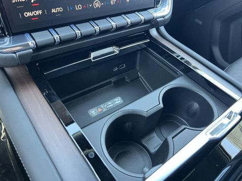 New 2026 GMC Yukon XL Denali w/ Sun & Power Step Package image 13