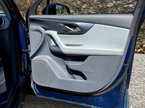 Used 2022 Chevrolet Blazer LT image 20