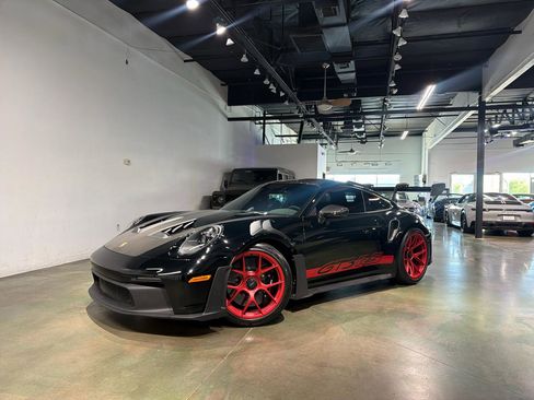 Used 2025 Porsche 911 GT3 RS RWD image 2