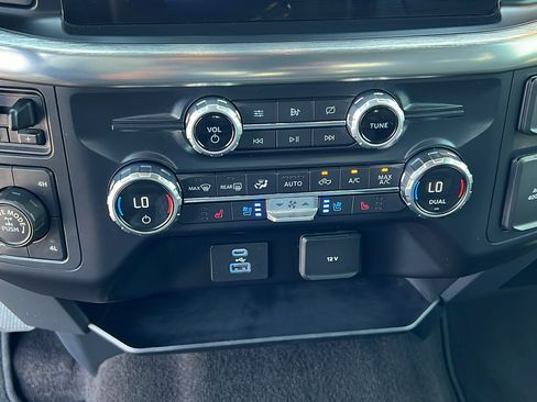 Used 2021 Ford F150 Lariat w/ Equipment Group 501A Mid AWD/4WD image 24