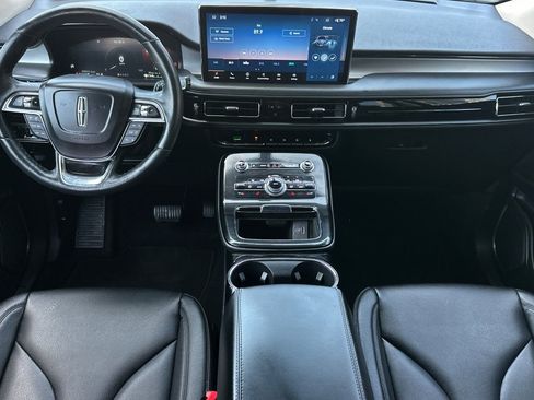 Certified 2023 Lincoln Nautilus FWD w/ Premium Package image 12
