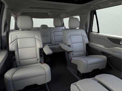 New 2026 Lincoln Navigator L Reserve image 11