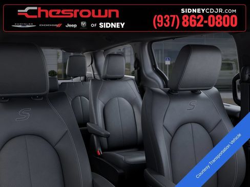New 2026 Chrysler Pacifica Select w/ S Appearance Package FWD image 26