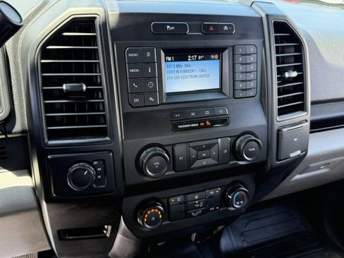 Used 2021 Ford F150 XLT RWD image 16
