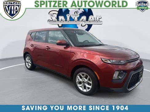 Certified 2020 Kia Soul S image 2
