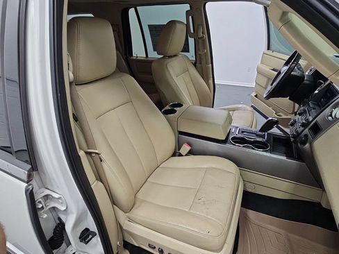 Used 2015 Ford Expedition Limited w/ Equipment Group 301A RWD image 43