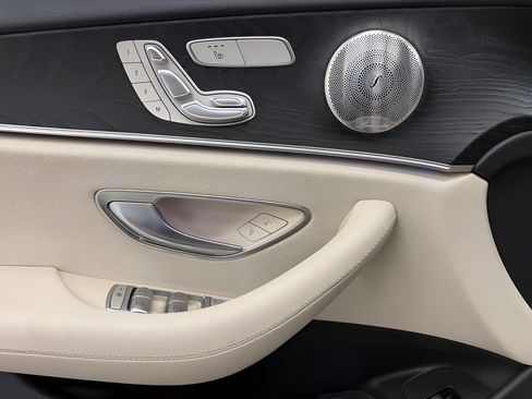 Used 2022 Mercedes-Benz E 350 Sedan image 10