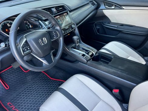 Used 2018 Honda Civic EX image 11