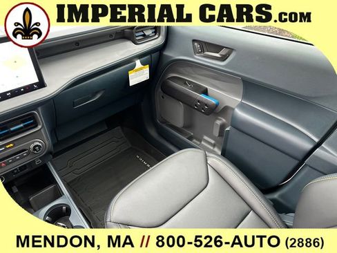 New 2025 Ford Maverick Lobo image 21