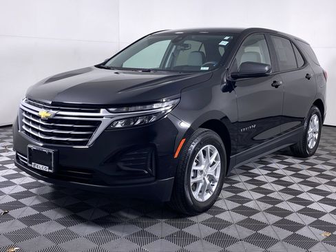 Certified 2023 Chevrolet Equinox LS w/ LS Convenience Package image 16