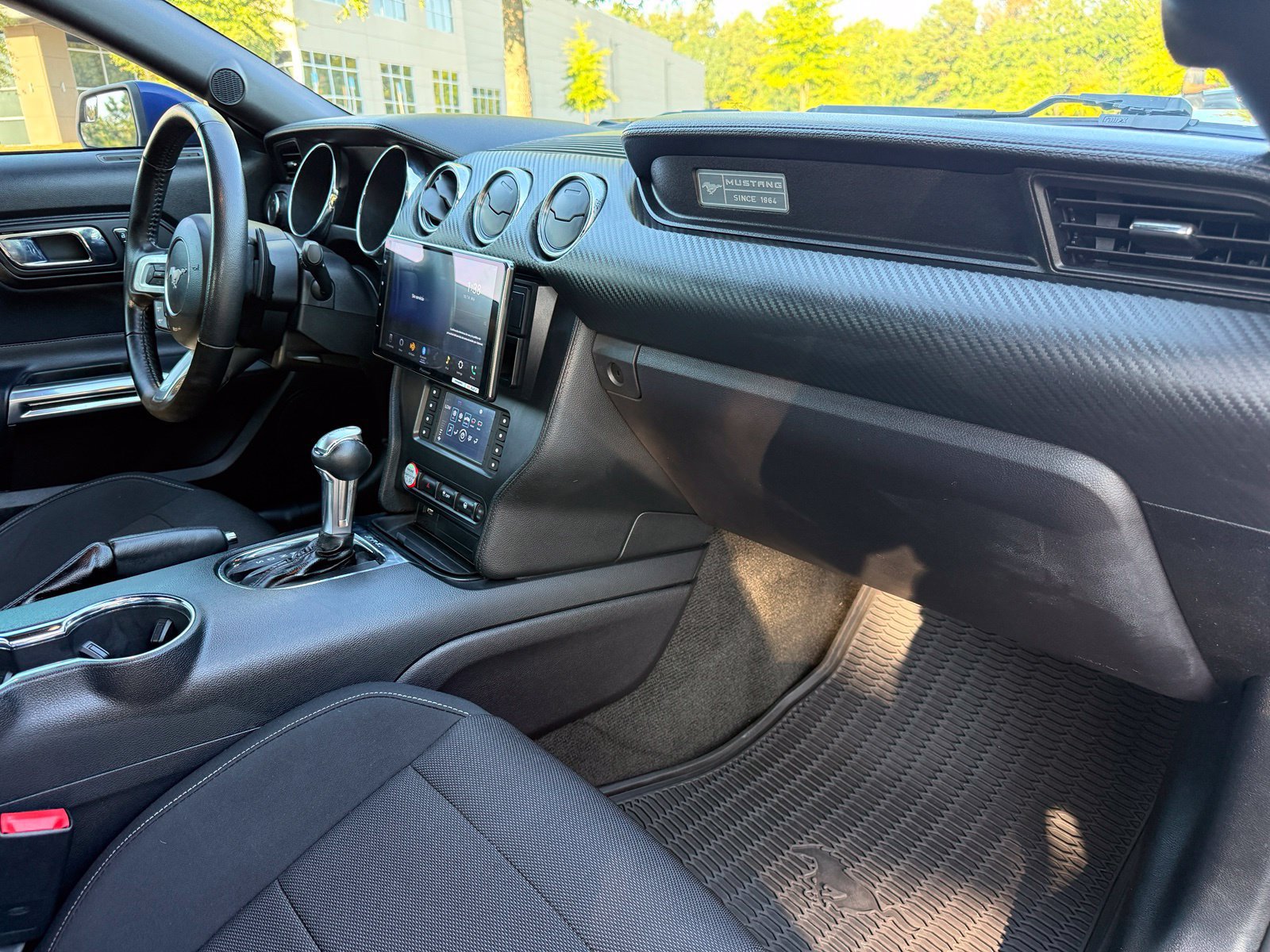 Used 2016 Ford Mustang Coupe w/ Equipment Group 051A RWD image 24