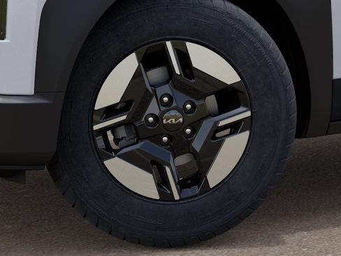 New 2027 Kia Seltos LX AWD/4WD image 9