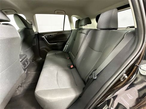 Used 2024 Toyota RAV4 LE image 21