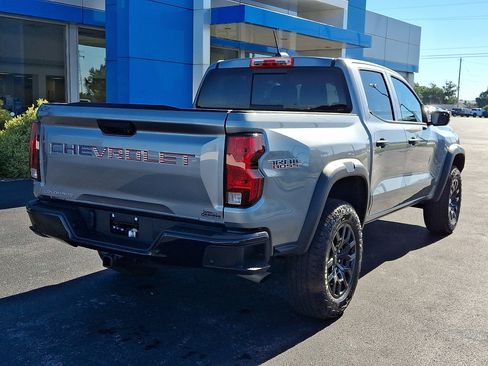Used 2025 Chevrolet Colorado Trail Boss AWD/4WD image 6