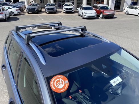 Used 2017 Volkswagen Golf Alltrack SEL image 10