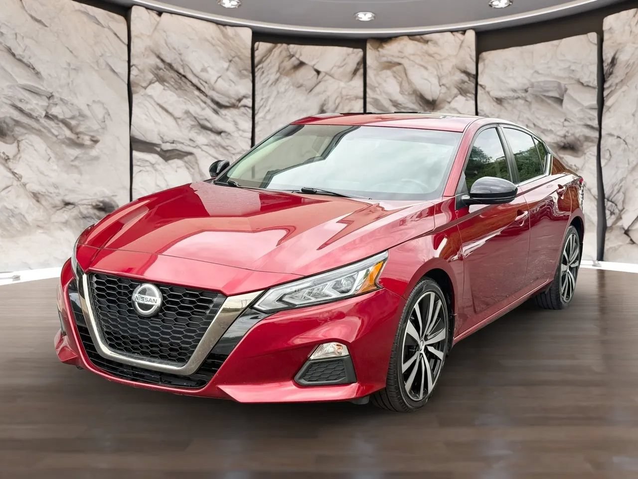 Used 2019 Nissan Altima 2.5 SR w/ SR Premium Package AWD/4WD image 3