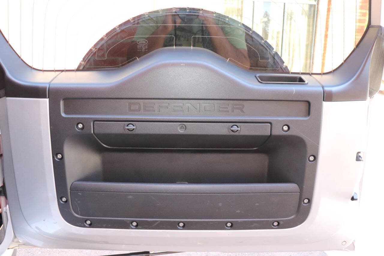 Used 2020 Land Rover Defender 110 SE AWD/4WD image 60