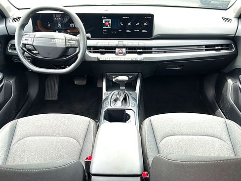 Used 2025 Kia K4 FWD image 20