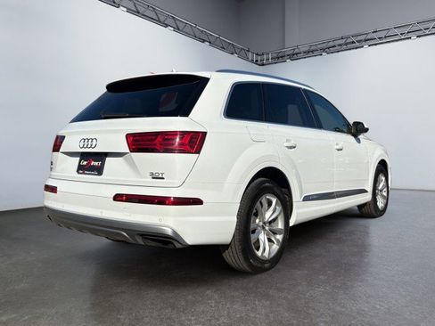 Used 2018 Audi Q7 3.0T Premium Plus w/ Premium Plus Package image 13