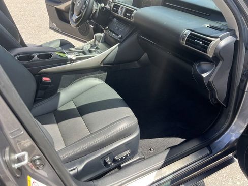 Used 2015 Lexus IS 250 image 20