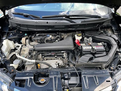Used 2020 Nissan Rogue S AWD/4WD image 30