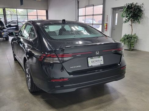 Certified 2023 Honda Accord EX image 7
