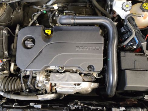 Used 2023 Chevrolet Malibu LT FWD image 30