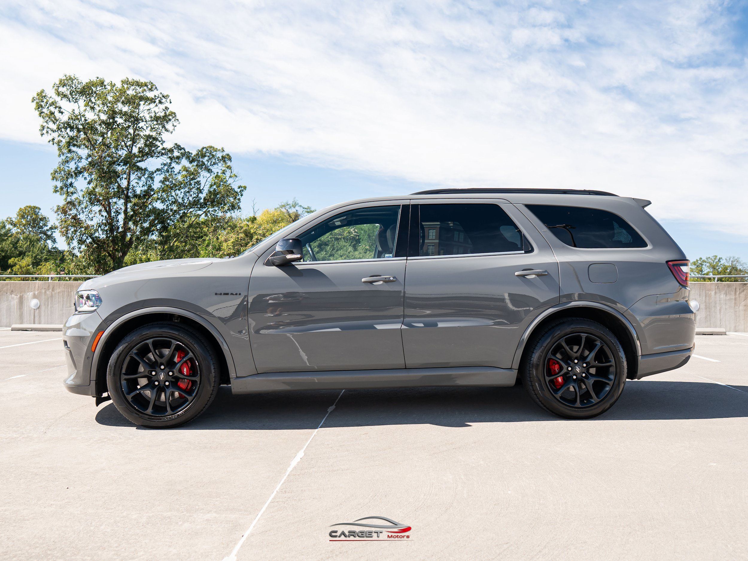 Used 2023 Dodge Durango R/T w/ Tow 'N Go Package AWD/4WD image 4