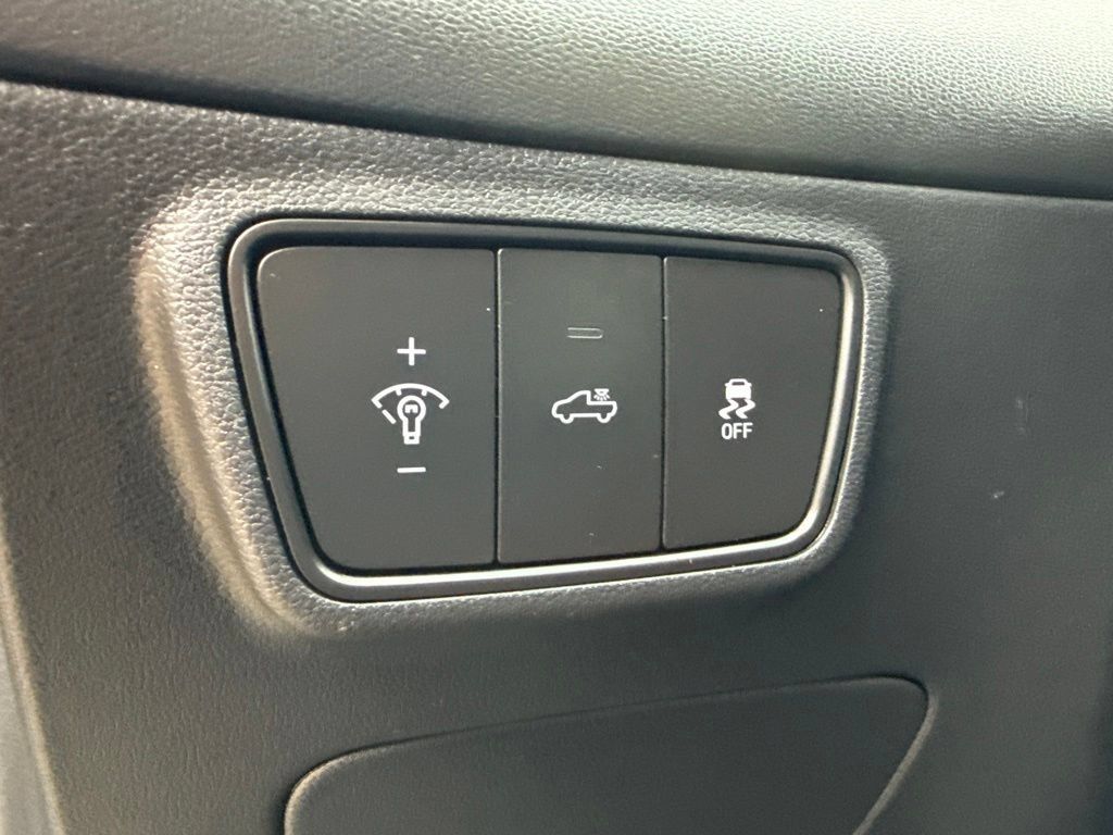 Used 2024 Hyundai Santa Cruz Limited AWD/4WD image 61