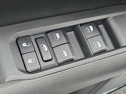 Used 2024 Jeep Compass Trailhawk w/ Trailhawk Elite Group image 8