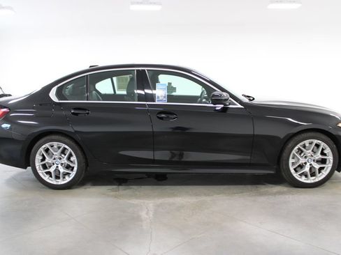 Used 2025 BMW 330i Sedan RWD image 12