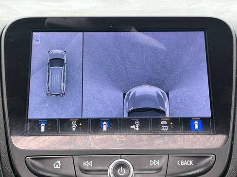 Used 2022 Chevrolet Equinox RS w/ Infotainment Package image 38