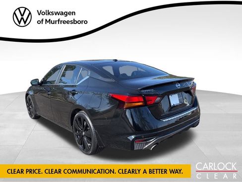 Used 2022 Nissan Altima 2.5 SR w/ Midnight Edition Package image 5