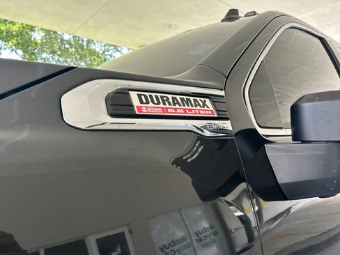 Used 2020 GMC Sierra 2500 Denali w/ Denali Ultimate Package AWD/4WD image 16