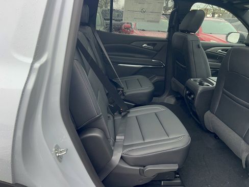 New 2026 Chevrolet Traverse LT w/ Sun and Wheel Package image 5