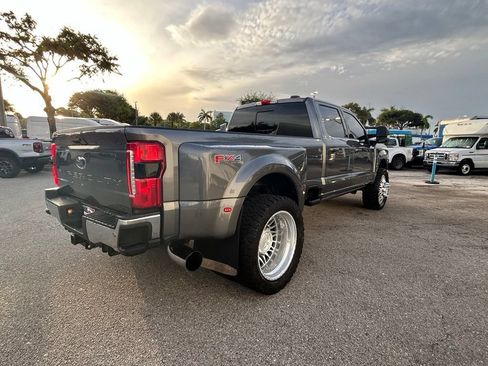 Used 2025 Ford F350 Lariat w/ Lariat Ultimate Package AWD/4WD image 4