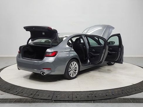 Used 2023 BMW 330i Sedan w/ Driving Assistance Package RWD image 15