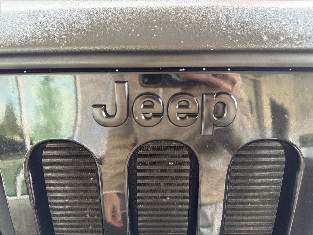 Used 2014 Jeep Wrangler Sport AWD/4WD image 25
